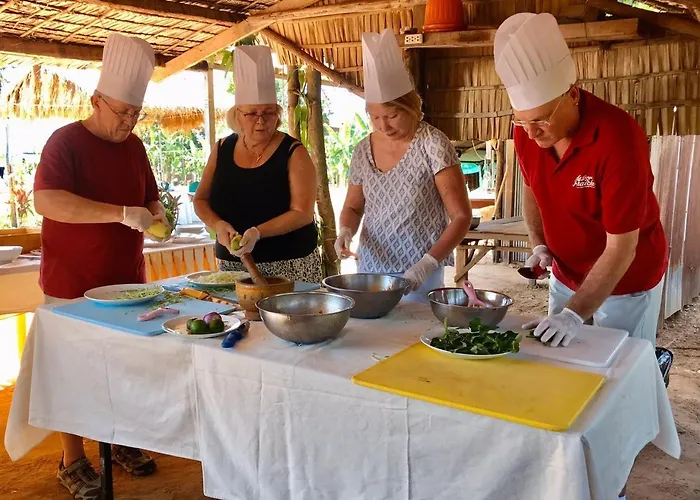 Bronam & 4* Siem Reap