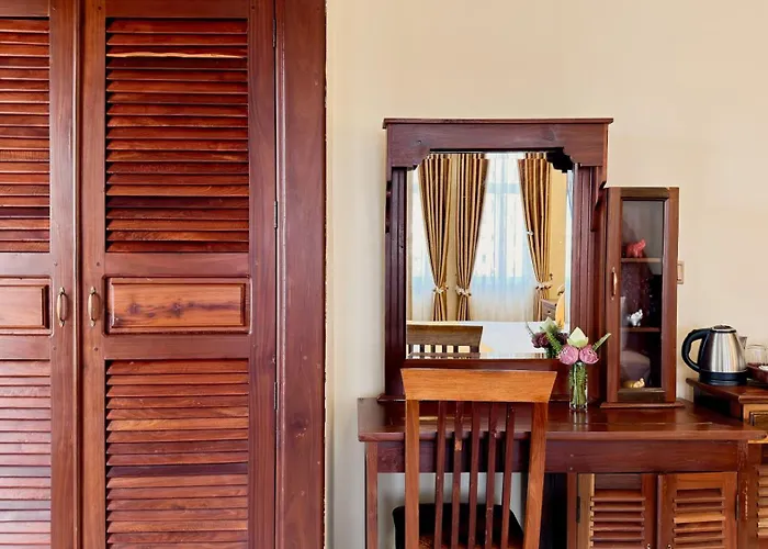 Bronam & 4* Siem Reap